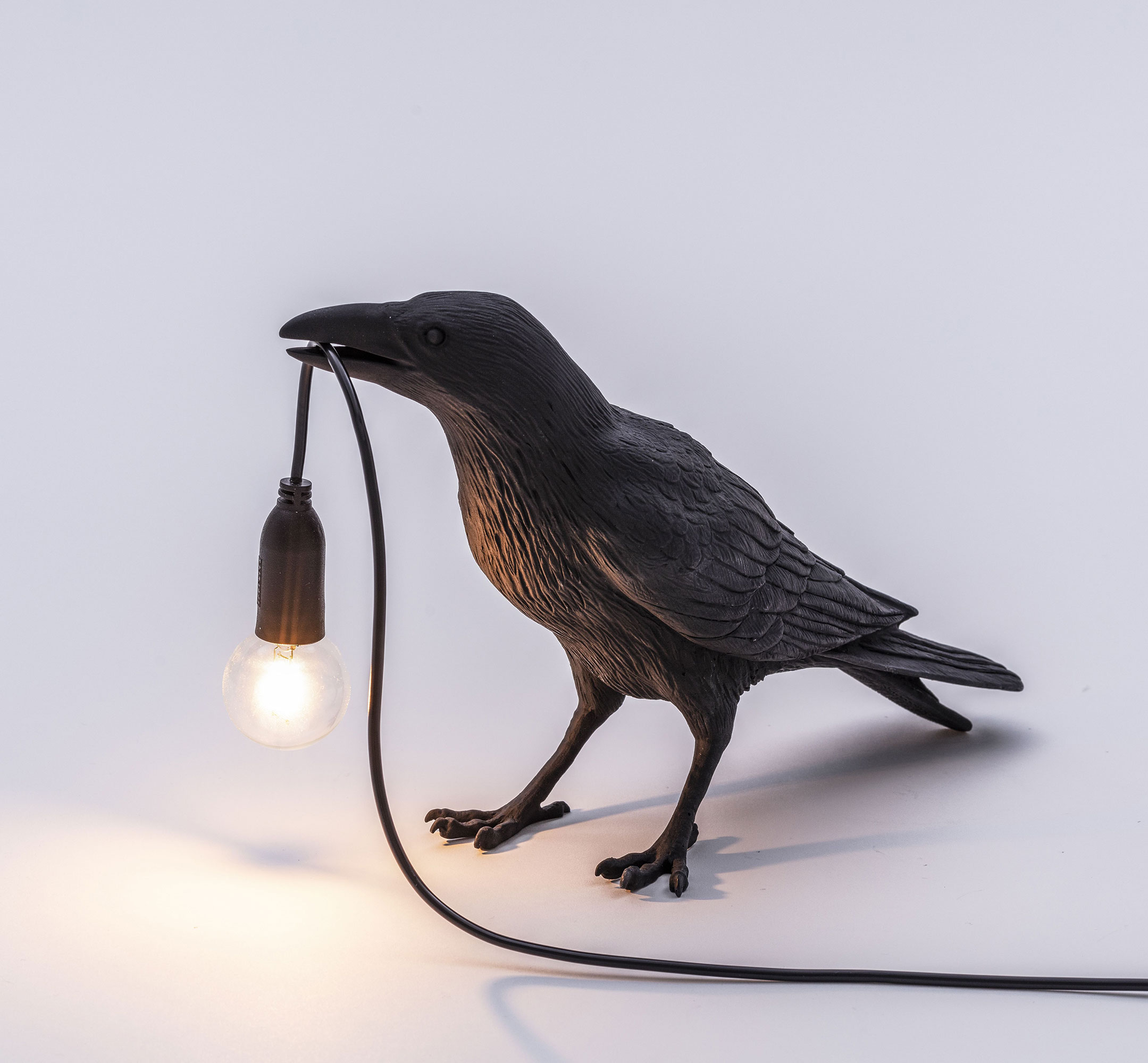 Seletti Rabenleuchte Bird Lamp waiting