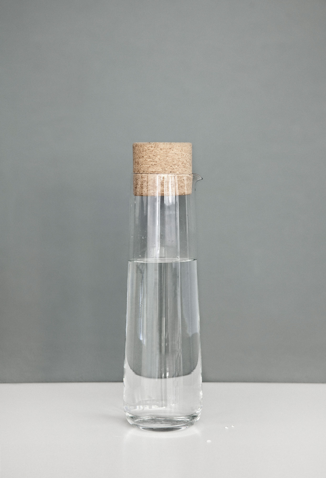 Audo Wasserkaraffe 1,2 Liter mit Korkdeckel